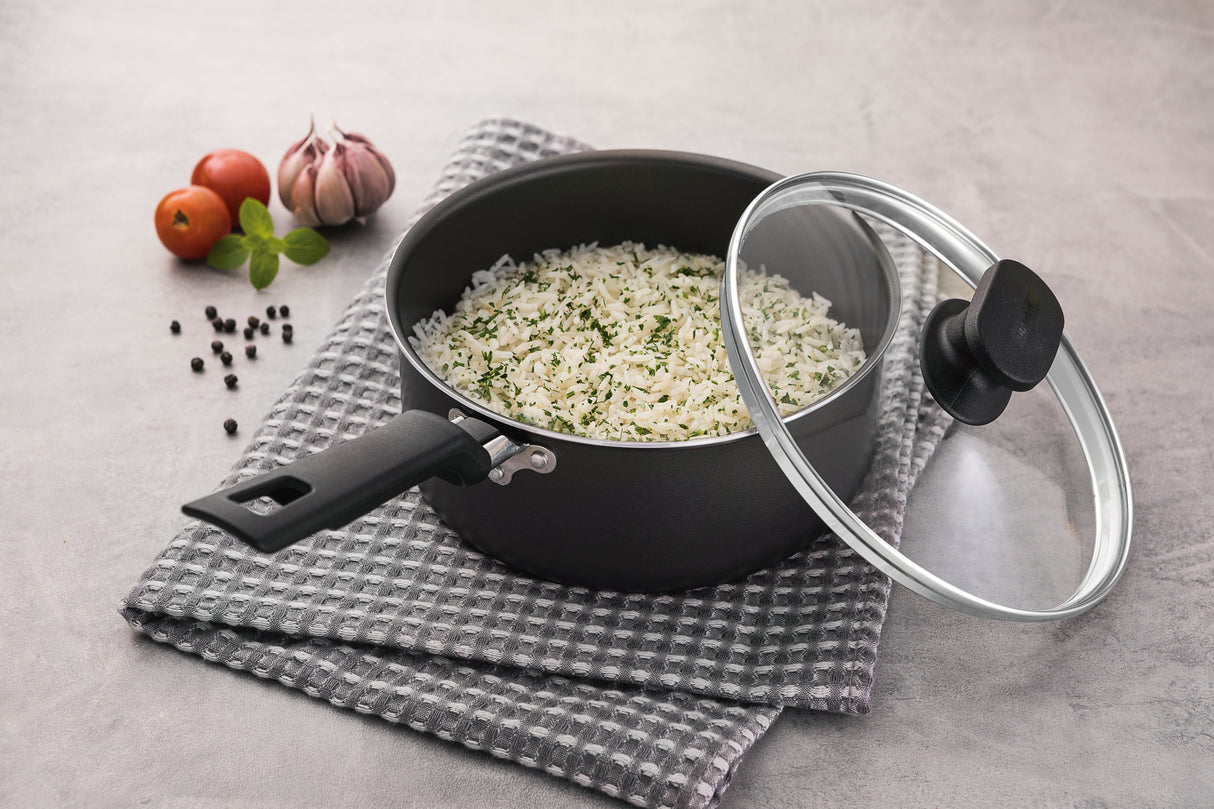 Loreto Aluminum Sauce Pan with Starflon Max Nonstick Coating 18 cm