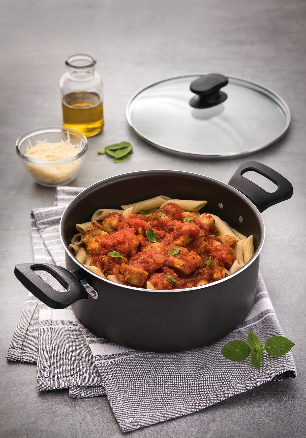 Loreto Aluminum Casserole with Starflon Max Nonstick Coating 20 cm